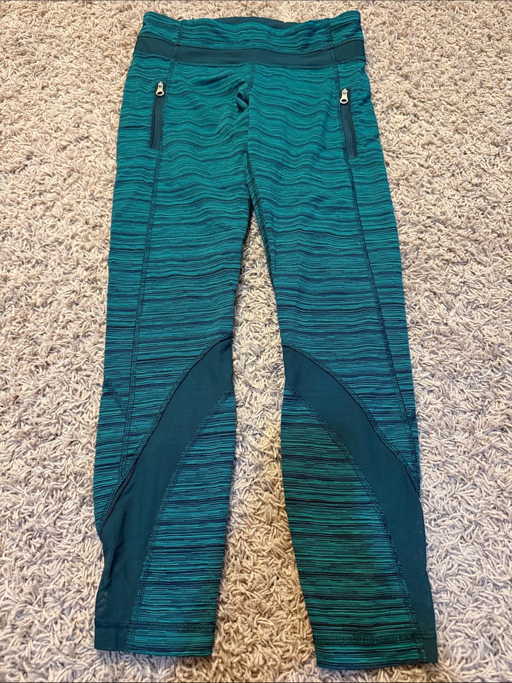 Lululemon Inspire Tight II (Mesh) in Cyber Jungle Hero Blue / Deep Green Size 6